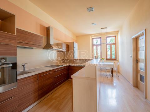 Prodej bytu 4+1, Plzeň - Severní Předměstí, Křížkova, 100 m2