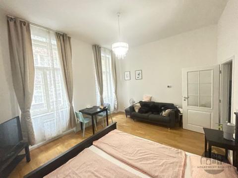 Pronájem bytu 1+kk, Praha - Nové Město, Štěpánská, 31 m2