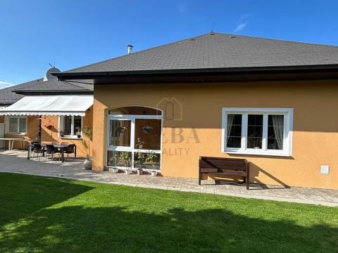 Prodej rodinného domu, Karlovy Vary, Motýlí, 246 m2