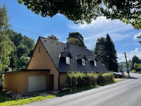 Pronájem rodinného domu, Petrovice, 338 m2