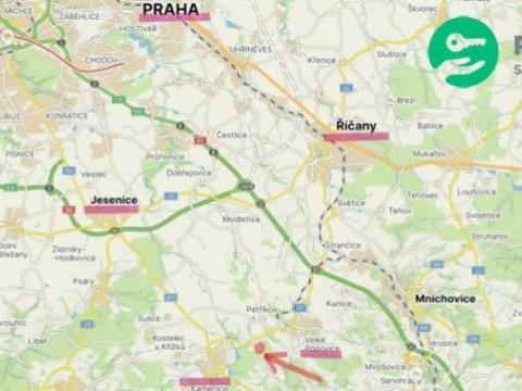 Prodej pozemku pro bydlení, Kamenice - Štiřín, V Remízku, 1251 m2