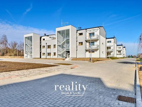 Pronájem bytu 2+kk, Znojmo, Třešňová, 64 m2