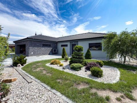 Pronájem rodinného domu, Březno, Pod Lesem, 120 m2