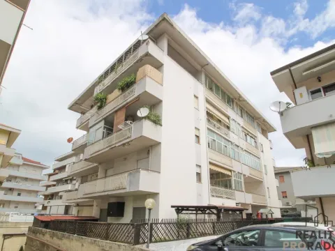 Prodej bytu 3+1, Francavilla al Mare,, Itálie, 79 m2