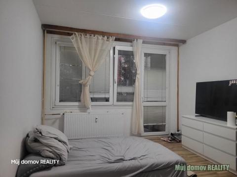 Pronájem bytu 3+1, Praha - Kamýk, Zárubova, 75 m2