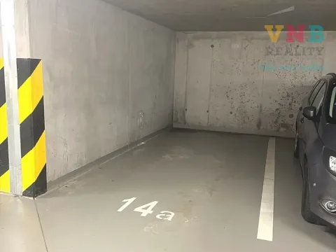 Prodej garážového stání, Olomouc, Edvarda Beneše, 12 m2