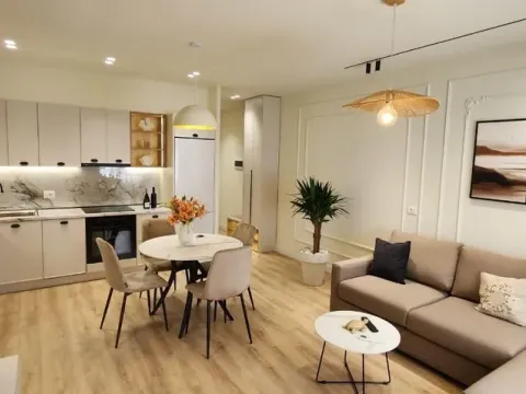 Prodej bytu 3+kk, Drač, 71 m2