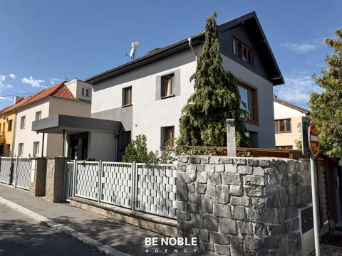 Pronájem bytu 3+1, Praha - Strašnice, Královická, 64 m2