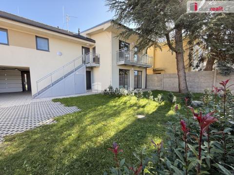Pronájem bytu 2+kk, Veltrusy, Palackého, 40 m2
