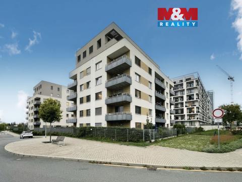 Pronájem bytu 1+kk, Praha - Vysočany, Svatošových, 32 m2