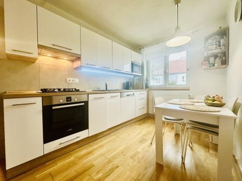 Prodej bytu 3+kk, Klatovy, Rozvoj, 80 m2