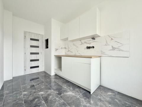Prodej bytu 4+1, Ústí nad Labem - Krásné Březno, V Oblouku, 81 m2