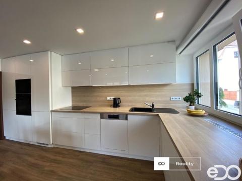 Pronájem bytu 2+kk, Mladá Boleslav, S. K. Neumanna, 67 m2
