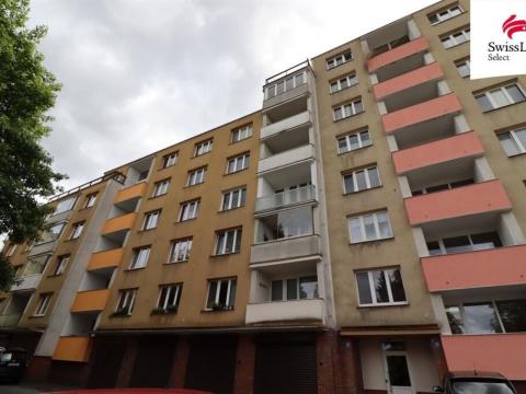 Prodej bytu 3+1, Karlovy Vary, Gagarinova, 82 m2