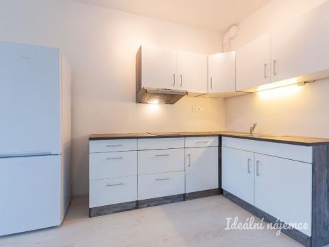 Pronájem bytu 1+kk, Praha - Letňany, Škrábkových, 43 m2