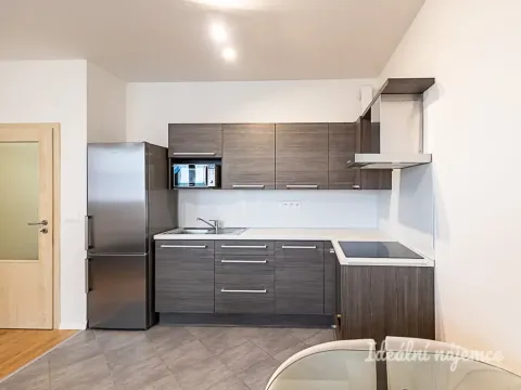 Pronájem bytu 2+kk, Praha - Kyje, Sicherova, 47 m2