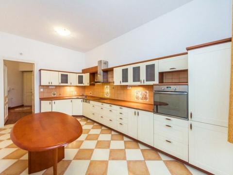 Prodej bytu 4+1, Praha - Smíchov, 150 m2