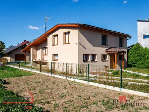 Prodej rodinného domu, Holasovice - Loděnice, 252 m2