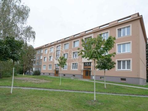Pronájem bytu 2+1, Neratovice, Dr. E. Beneše, 54 m2