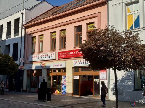 Pronájem kanceláře, Pardubice, třída Míru, 550 m2