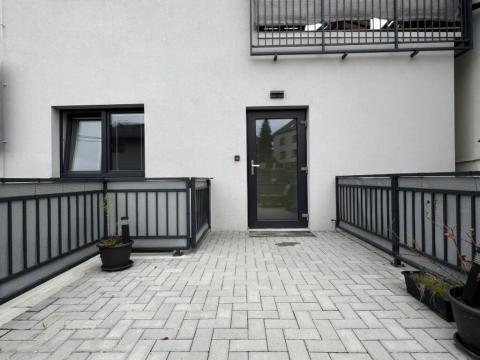 Pronájem bytu 1+kk, Ostrava - Martinov, Kamenná, 33 m2