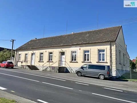 Prodej komerční nemovitosti, Dolce, 471 m2