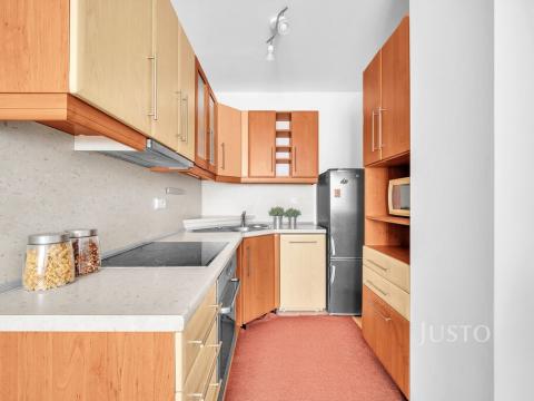Prodej bytu 2+kk, Praha - Chodov, Hněvkovského, 42 m2
