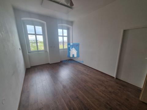 Pronájem kanceláře, Plzeň, sady 5. května, 18 m2