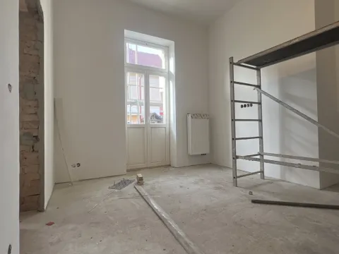 Prodej bytu 1+1, Mariánské Lázně, Hlavní třída, 30 m2