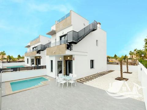 Prodej vily, Torrevieja, Španělsko, 95 m2