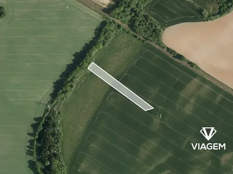 Prodej podílu pole, Hradec Králové, 1332 m2