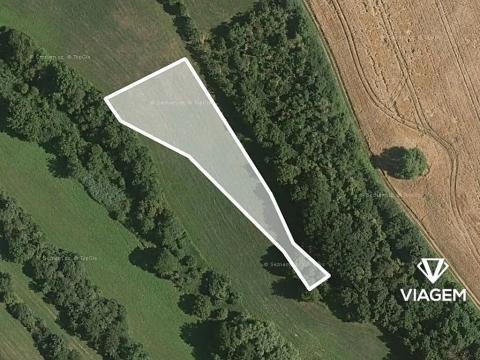 Prodej pole, Břestek, 2108 m2