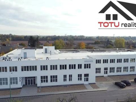 Pronájem obchodního prostoru, Jaroměř, Jezbinská, 391 m2