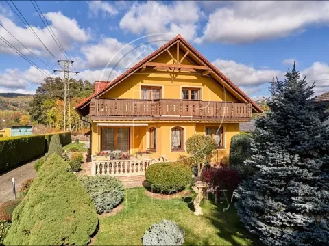Prodej rodinného domu, Ostrov, 210 m2