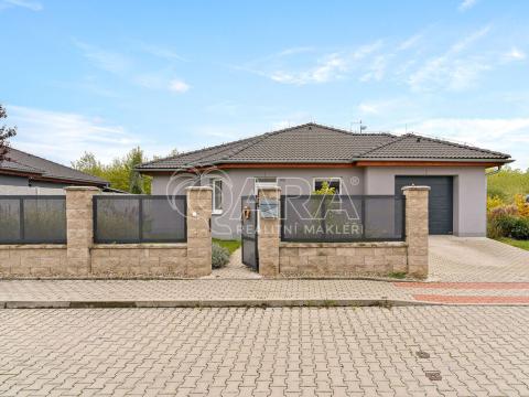 Prodej rodinného domu, Postřižín, Jelení, 169 m2