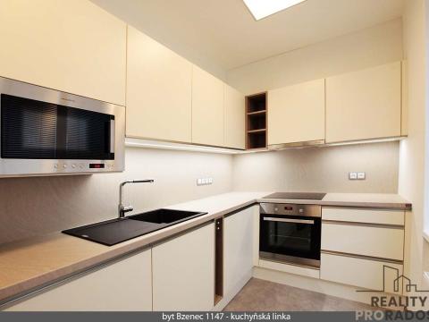 Pronájem bytu 3+1, Bzenec, J. Hanáka, 83 m2