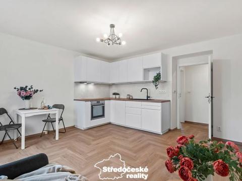 Pronájem bytu 3+kk, Odolena Voda, Seifertova, 65 m2