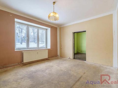 Prodej bytu 2+1, Aš, U Nádraží, 66 m2