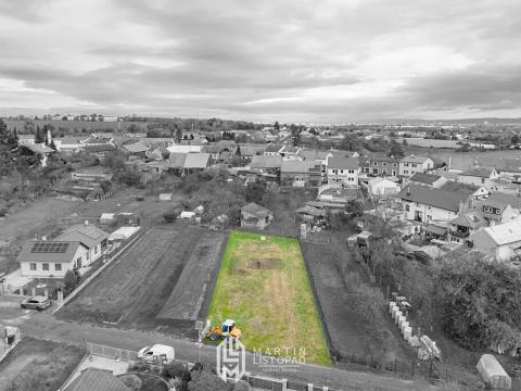 Prodej pozemku pro bydlení, Kožušany-Tážaly, 745 m2