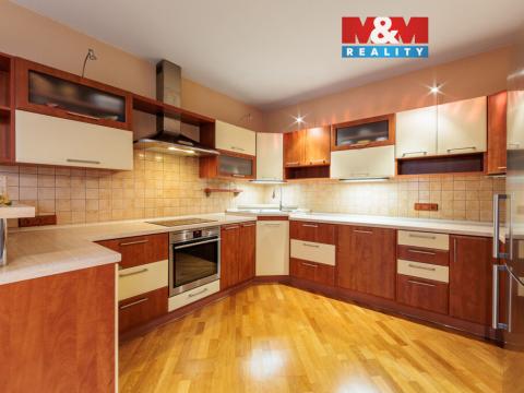 Prodej bytu 3+1, Kadaň, Dvořákova, 118 m2