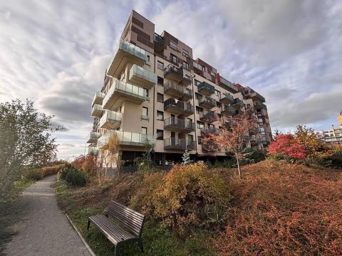 Pronájem bytu 1+kk, Praha - Stodůlky, Svitákova, 6778 m2