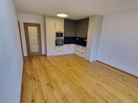 Pronájem bytu 3+kk, Praha - Nusle, Mužíkova, 52 m2