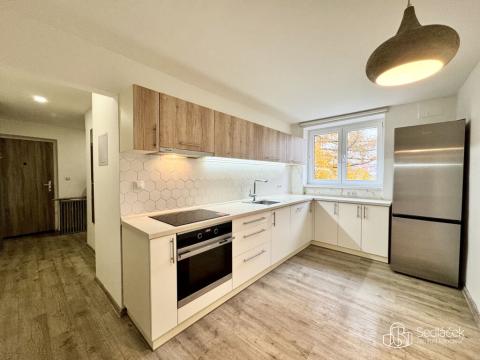 Pronájem bytu 2+1, Sokolov, Karla Čapka, 55 m2