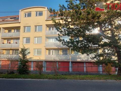 Pronájem bytu 3+1, Praha, Kunešova, 80 m2