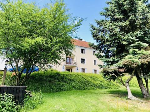 Prodej vícegeneračního domu, Třebušín, 750 m2