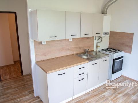 Pronájem bytu 2+1, Třinec - Lyžbice, Palackého, 56 m2