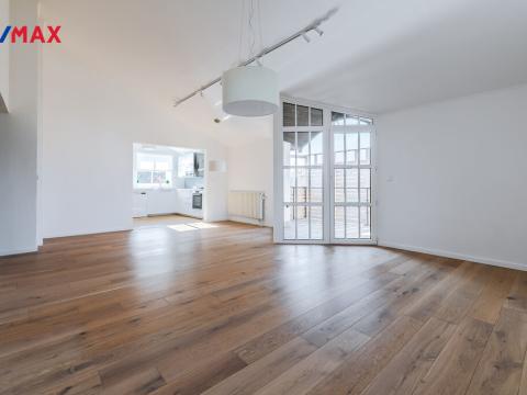 Pronájem bytu 3+kk, Praha - Satalice, Vinořská, 110 m2