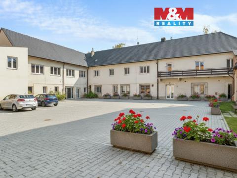 Prodej rodinného domu, Slatina, 300 m2