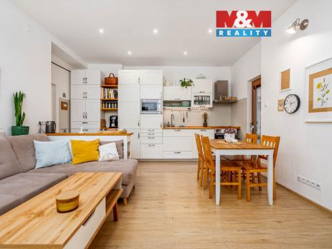 Prodej bytu 3+kk, Hradec Králové - Pražské Předměstí, Bozděchova, 72 m2