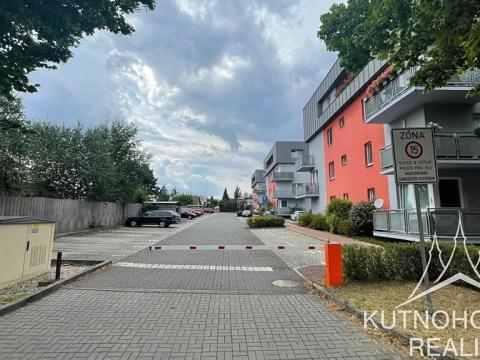 Pronájem garážového stání, Kutná Hora, Tyršova, 12 m2